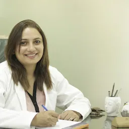 Dr Manali Mehta - Doctor