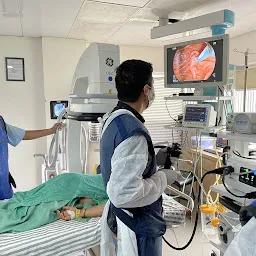 Dr Manish Chinia | Liver Specialist | Best Gastro Doctor | Endoscopy | Gastroenterologist in Sikar