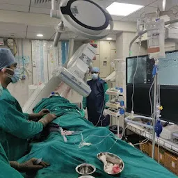 Dr Manish Juneja| Juneja Heart Clinic