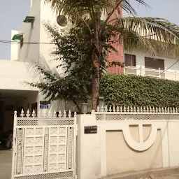 Dr. N D Vaishya Clinic and Residence