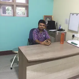 Dr. Pravesh Vyas (child specialist)