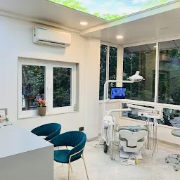 Dr. Rajan's Advanced Dental & Surgical Lounge