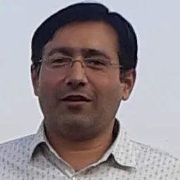 Dr Sachit Bhola