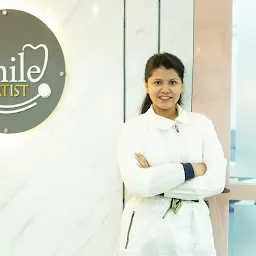Dr Sayali Divekar-The Smile Artist Dental