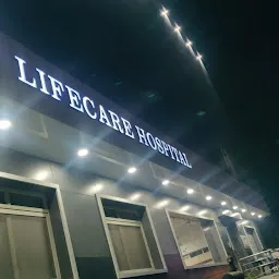 Dr. Smita Jaiswal (Life Care Hospital)