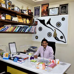 Dr. Sunil Agarwal-Child care clinic & Vaccination center