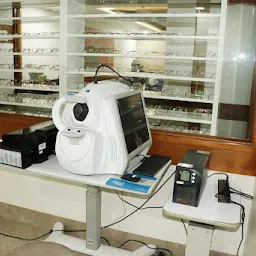 Dr. Tushar V. Bhatt - Cataract Surgery Doctor, Cost, Refractive, Eye Surgeon Specialist In Ahmedabad