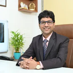 Dr Umesh Raval | Sciatica Pain | Slipped Disc | Trigeminal Neuralgia | Knee Pain | Pain Management Doctor in Ahmedabad