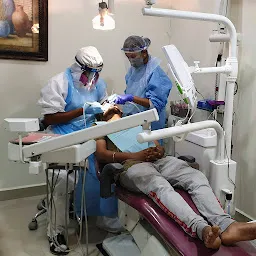 Dr. Vijay's Punnagai Dental Clinic,General Dentist, Child Dental Specialist, Complete Family Dental Care