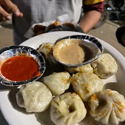 Dragon Momos