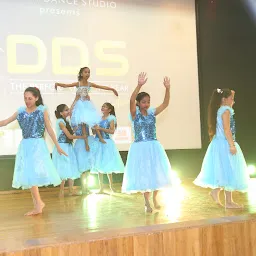 Drift Up Dance Studio- Dance Classes Academy in Faridabad NIT