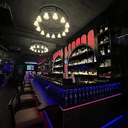 Drinks On Board | Pub Bar Nightclub
