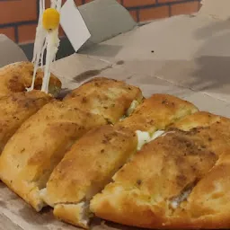 Drizzle's Pizza Gandhinagar