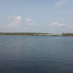 Edava Nadayara Kayal