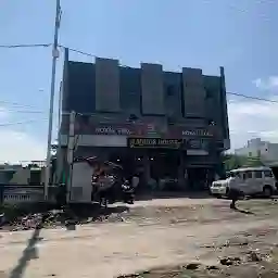 English Wine Shop, Khandwa Naka