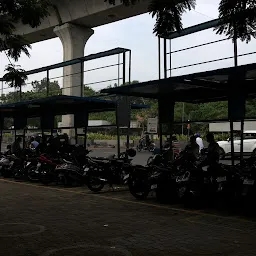 ESI Hospital Metro Station Parking