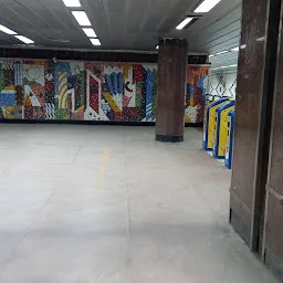 Esplanade Metro Rail Station