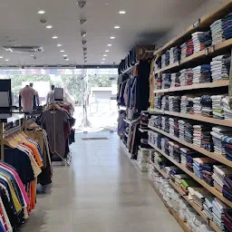 Europa Van Heusen Outlet - Nungambakkam