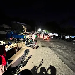 Evening Fish And Vegetable Market