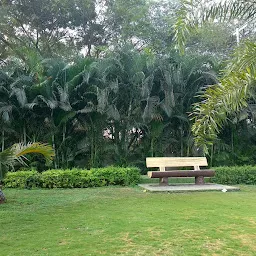 Ex. Mayor Bharat Savant Palm Udyan