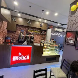 Exotica Cafe treat 'OO'