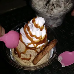 Fahrenheit Ice Cream Cafe