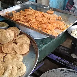 famous puri sabji shop