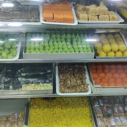 Famous Sweets & Farsan