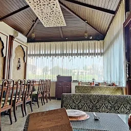 Farmaaish Restaurant