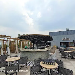 Farzi Café | Awarded - Best Rooftop Lounge & Bar