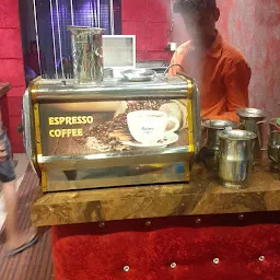 Farzi Cafe Ujjain