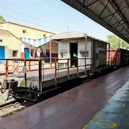 Fatehpur Railway Station