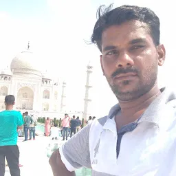 Fatehpur sikri tour guide pradeep Kumar