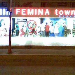 Femina Town