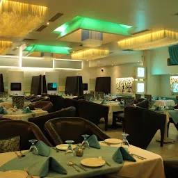 Fionaa Lounge and Restaurants