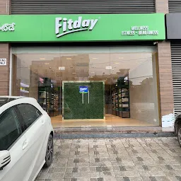 Fitday - Madhapur : Fitness & Wellness Store
