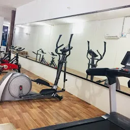 FITNESS CLUB UNISEX GYM