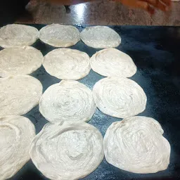 Fiyas kitchen/ kattachalkuzhi naadan kozhi perattu