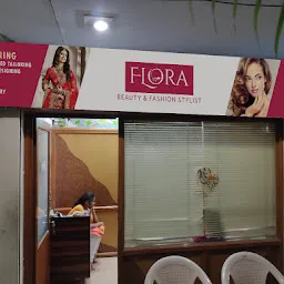 Flora Beauty & Fashion Stylist