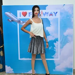 Flyway: Air Hostess institute in Lucknow | Best Air Hostess Training Institute Lucknow, UP.