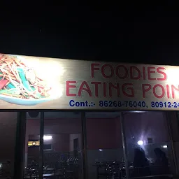 Foodies Eating Point