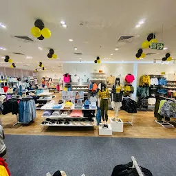 Forever 21 - Phoenix Market City, Bangalore