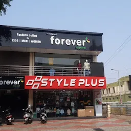 Forever Apparel, Clothing Store