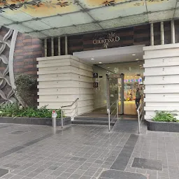Forum Courtyard Mall