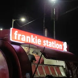 Frankie Station (SG Highway)