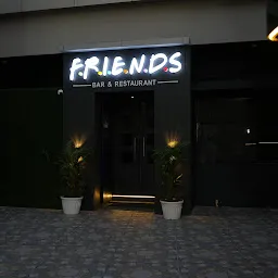 Friends Bar & Restaurant