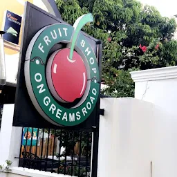 Fruit Shop On Greams Road, Puducherry