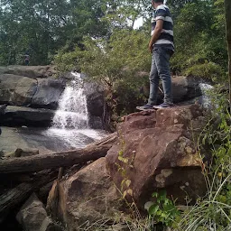 Gadgada Waterfall, Jamchuan