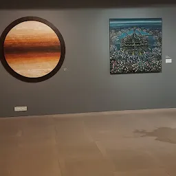 Gallery Art Positive