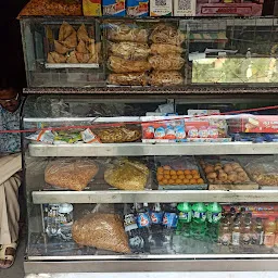 Ganapathi Bakery & Sweets Chat Bhandar